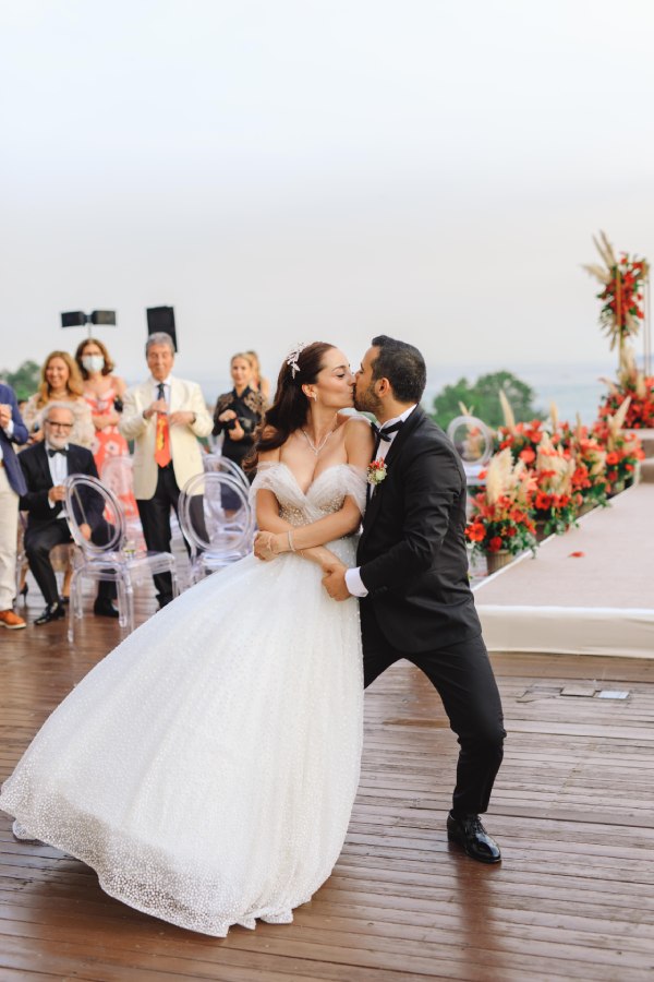 Berk Kaya Wedding Dance
