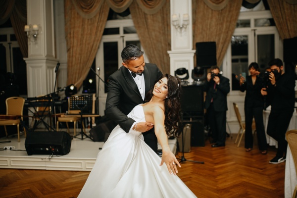 Berk Kaya Wedding Dance