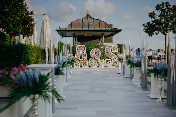 DeLa Events and Weddings