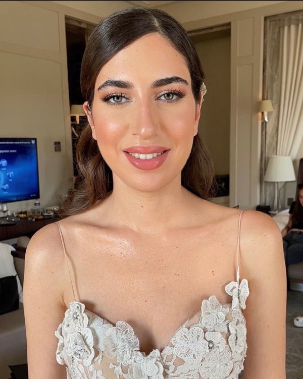 Mine Boğaz Hair & Makeup