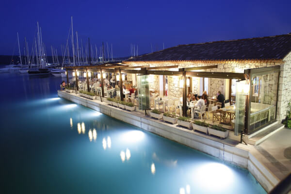 çeşme romantik restoranlar